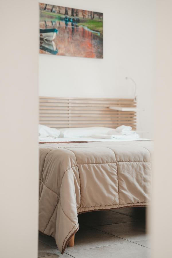 B&B Dimora Mariù Taranto Bagian luar foto